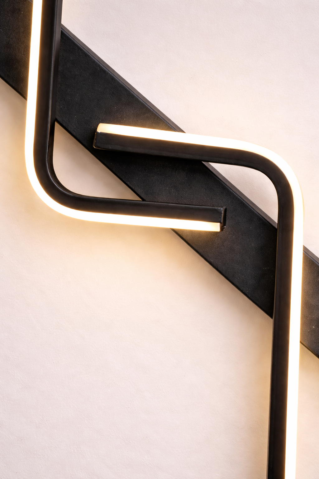 Foco LED de Diseño Alargado - Decoración de Interiores y Luz de Acento