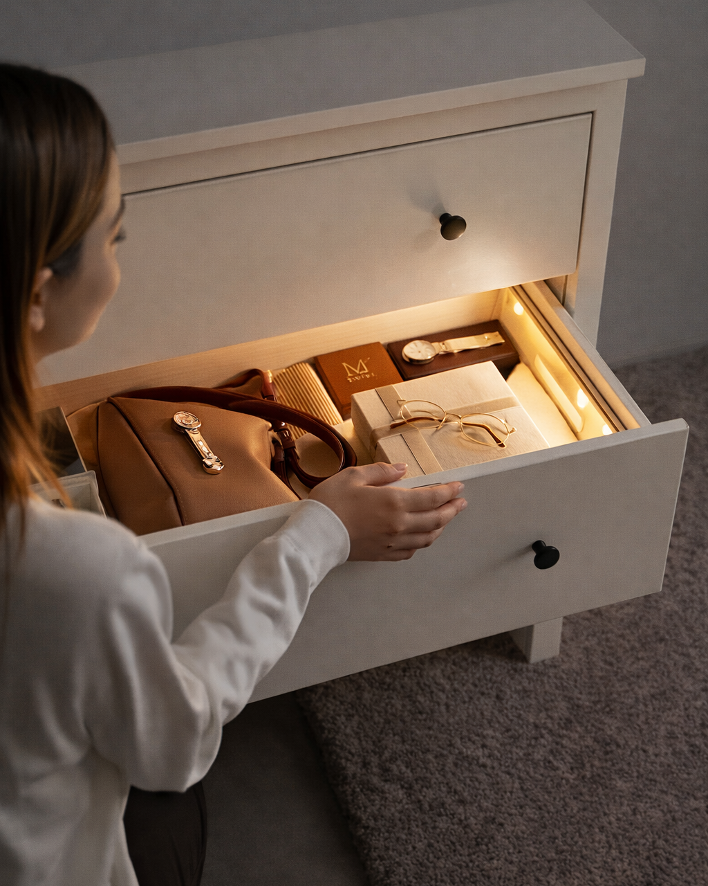 Luz LED Nocturna con Sensor de Movimiento para Armario