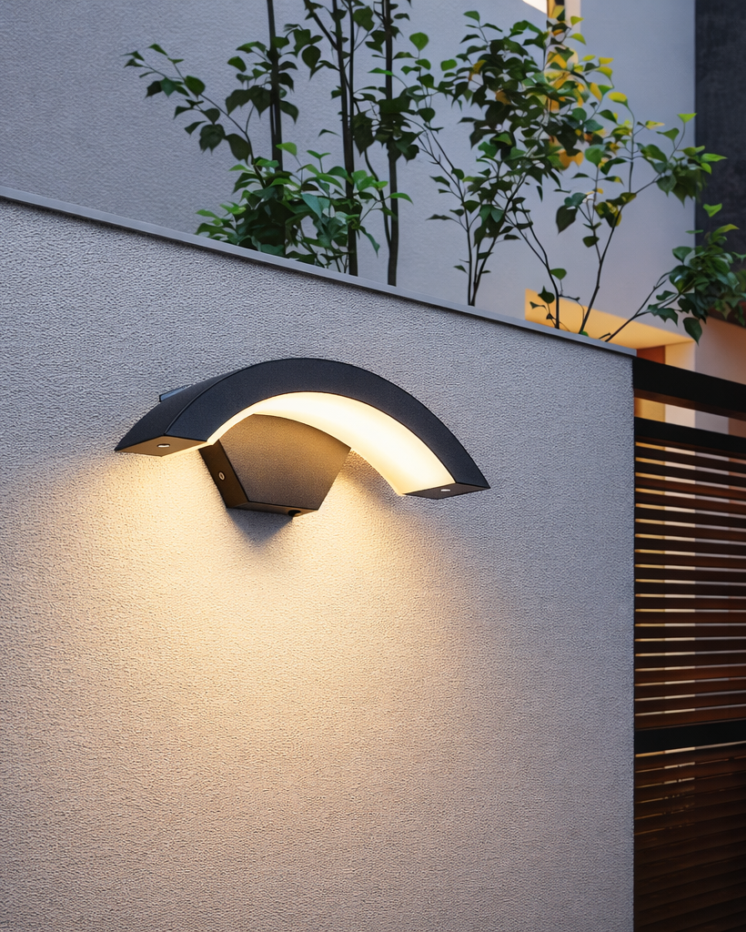 Aplique LED Exterior Curvo Impermeable para Fachada