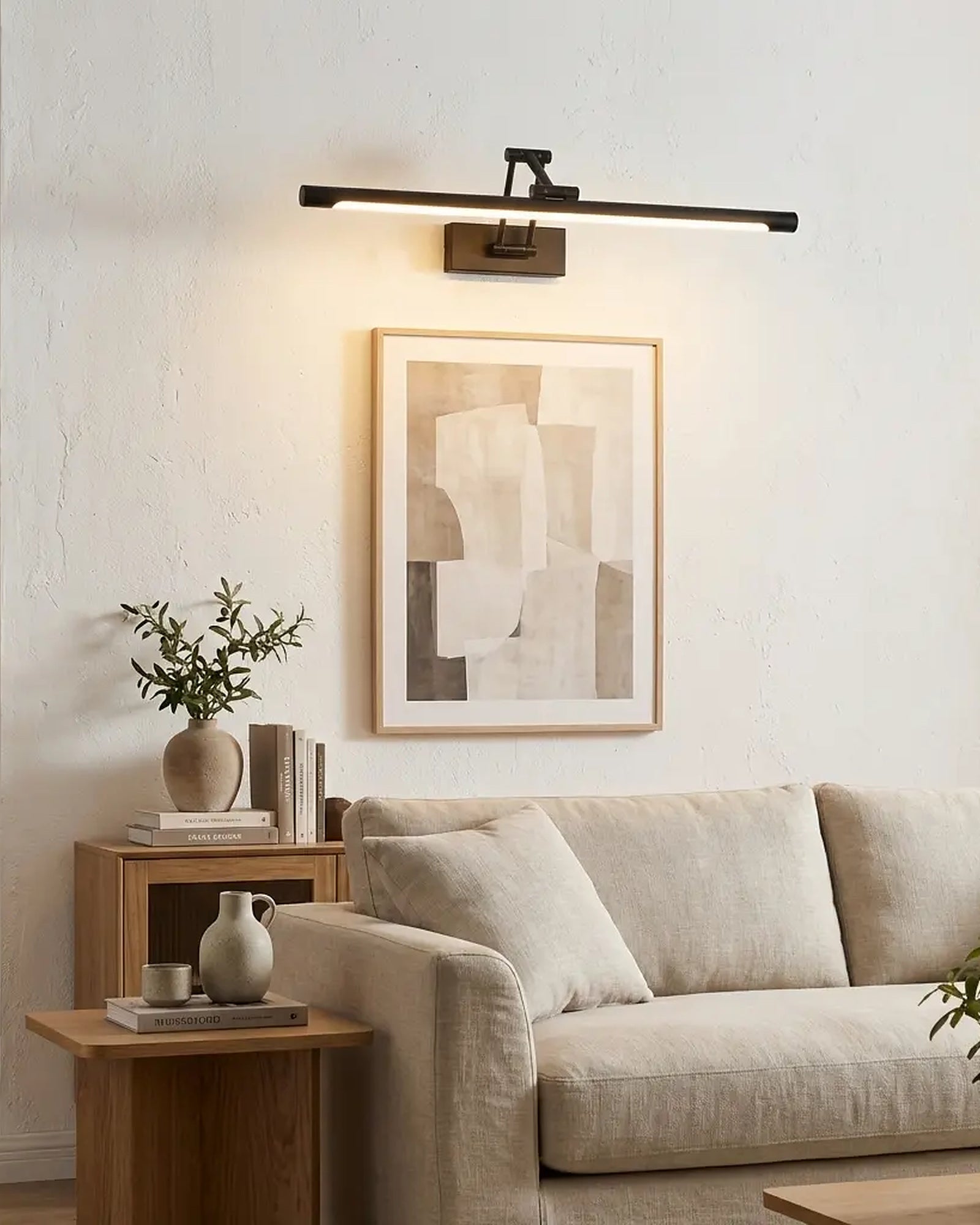 Aplique LED orientable para cuadros en salón contemporáneo