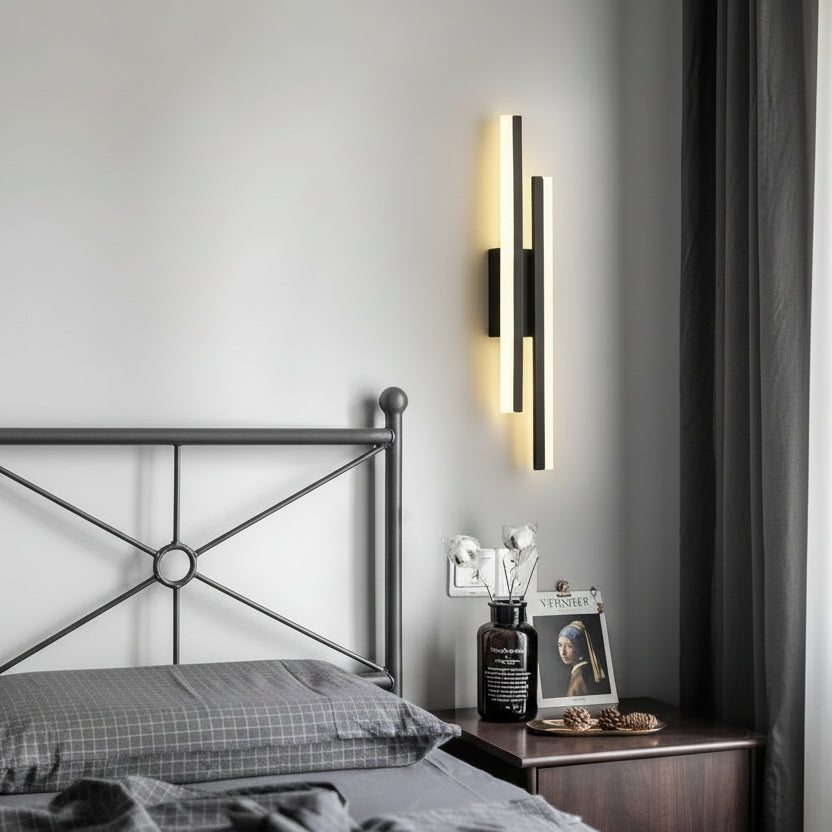 Aplique LED Vertical Moderno Dorado para Dormitorio